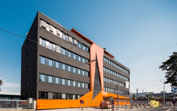 Urbaner Hingucker: Bürogebäude 7SENSES Wien