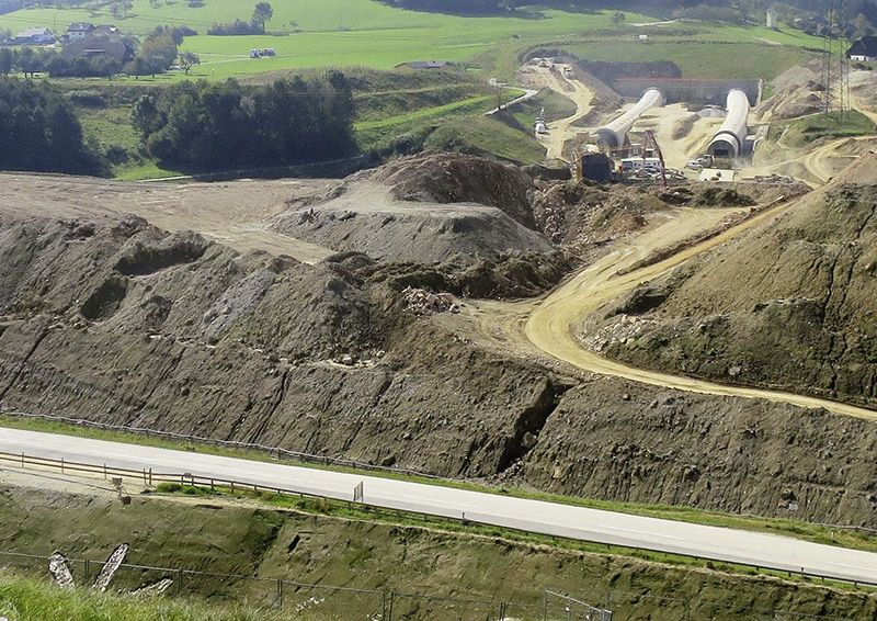 Foto: Ende August erfolgte der erste von vier Tunneldurchschlägen. Im April 2020 soll die Tunnelkette Granitztal der ÖBB Infrastruktur AG übergeben werden.