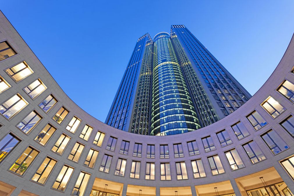 Mit einem Verkaufspreis von 775 Mio. Euro war das Frankfurter Bürohochhaus Tower 185 die größte Einzeltransaktion des Jahres für die CA Immo.