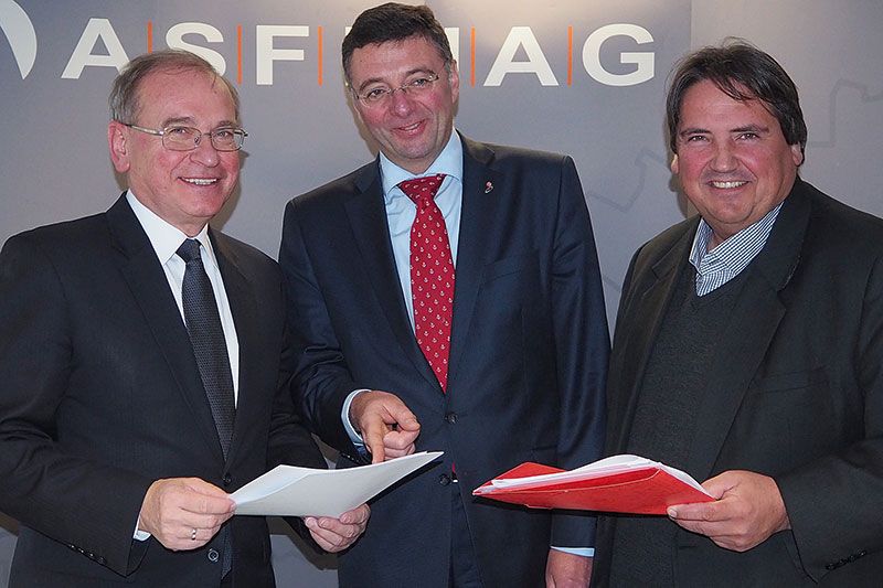Asfinag-Vorstand Alois Schedl, Verkehrsminister Jörg Leichtfried und GBH-Chef Josef Muchitsch können zufrieden eine erste Bilanz ziehen. 