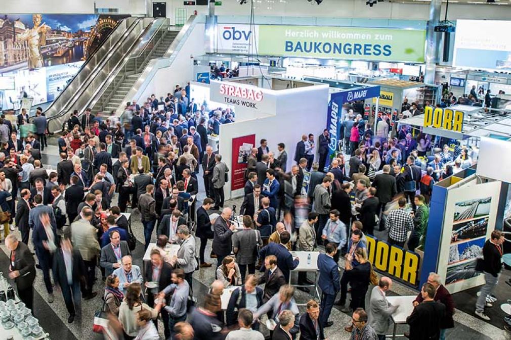 Foto: Rund 2.000 Besucher kamen auch heuer wieder ins Austria Center Vienna zum Baukongress.