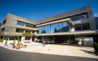  Permanente Investition in den eigenen Standort sowie die Bereitstellung schöner Arbeitsplätze und eines angenehmen Betriebsklimas sind gelebte Firmenwerte.