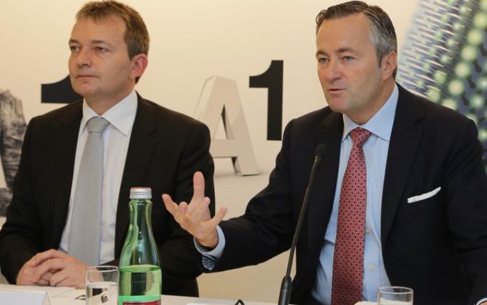 Technikvorstand Marcus Grausam und Generaldirektor Hannes Ametsreiter, A1 Telekom Austria, bauen LTE-Netz aus. (Bild: A1/Richard Tanzer)