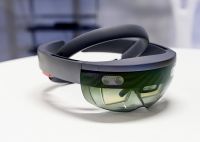 Foto: Mit der Augmented-Reality-Brille Hololens haben Microsoft und IT-Partner wie Tieto Großes für Industrieanwendungen vor.